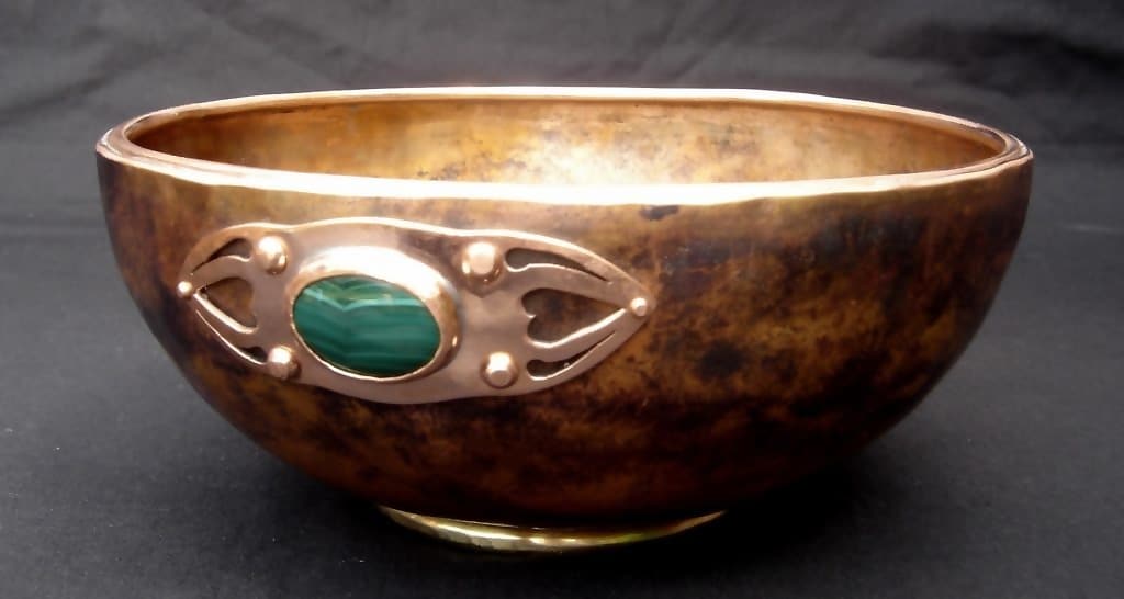 Nutbrown Bowl with Malachite
