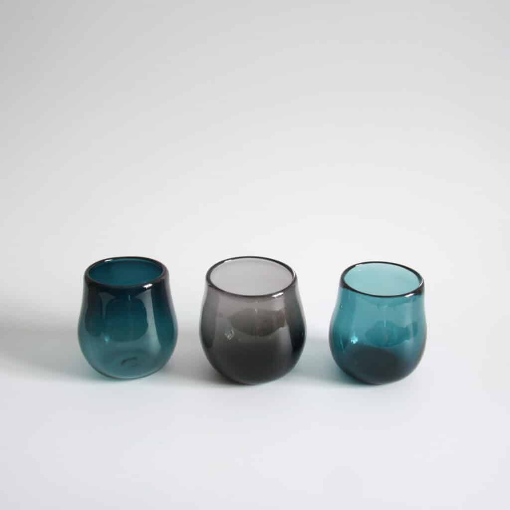 Coloured tumbler
