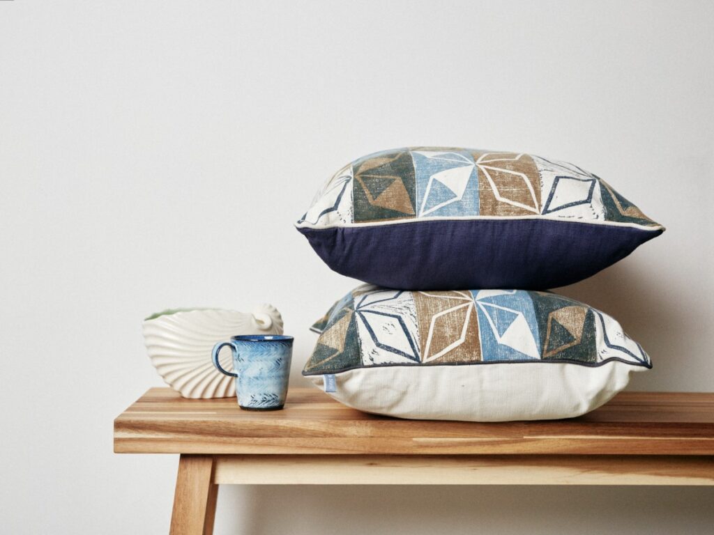 Wings Cushion