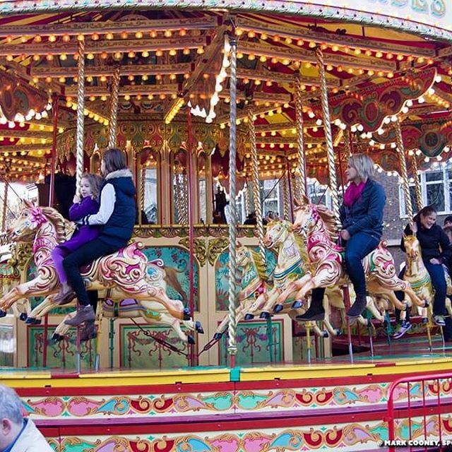 Fairground painting